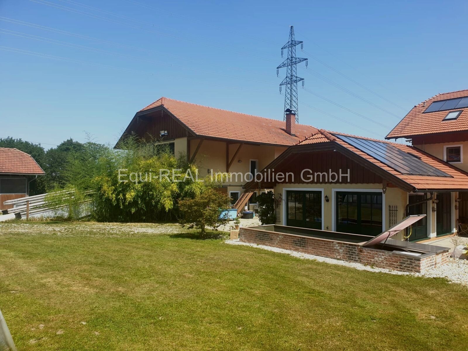 Mattighofen: Exklusives Anwesen in Alleinlage mit Pferdehaltung 